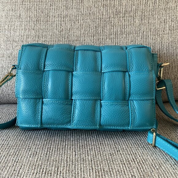 Chiara Ferretti Italy Leather Flap Over Woven Crossbody  Handbag Turquoise - Picture 2 of 16